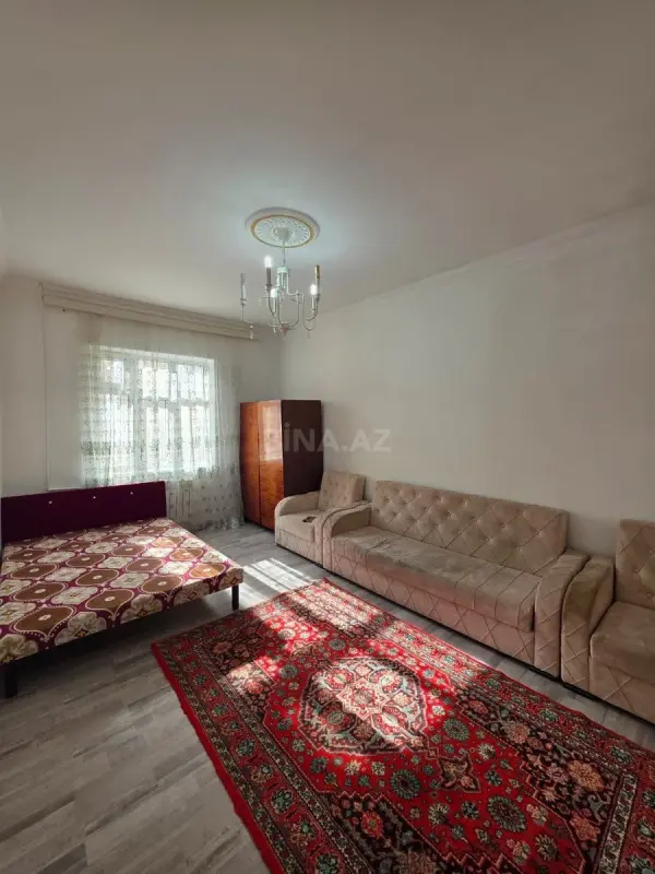 Satılır 1 otaqlı mənzil 42 m²