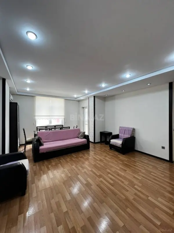 Satılır 3 otaqlı mənzil 118 m²