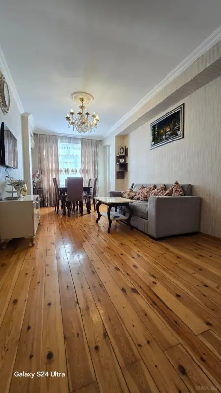Satılır 3 otaqlı mənzil 83 m²