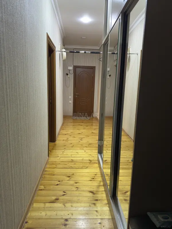 Satılır 2 otaqlı mənzil 74 m²