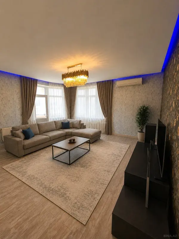 Satılır 3 otaqlı mənzil 130 m²