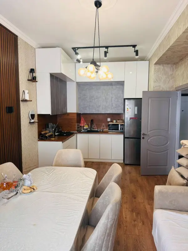 Satılır 2 otaqlı mənzil 57 m²
