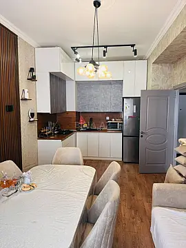 Satılır 2 otaqlı mənzil 57 m² — Bakı, Yeni Günəşli 2 otaq 57.00 m²
