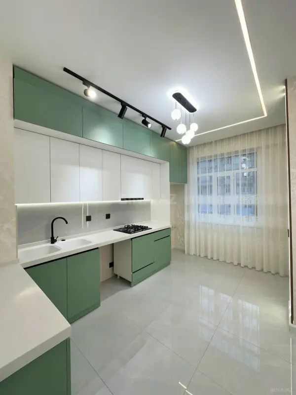 Satılır 2 otaqlı mənzil 80 m²
