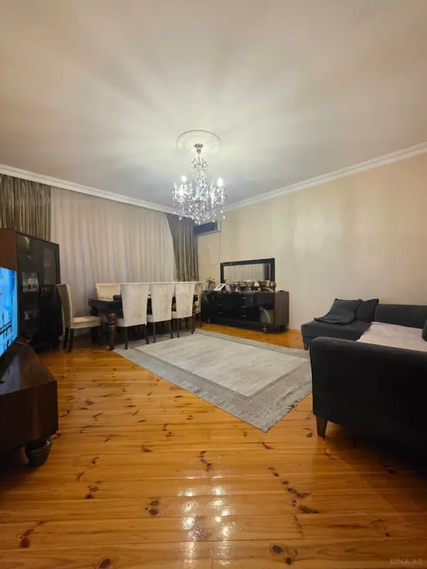Satılır 2 otaqlı mənzil 95 m²