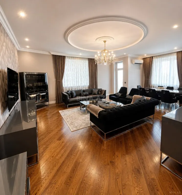 Satılır 4 otaqlı mənzil 195 m²