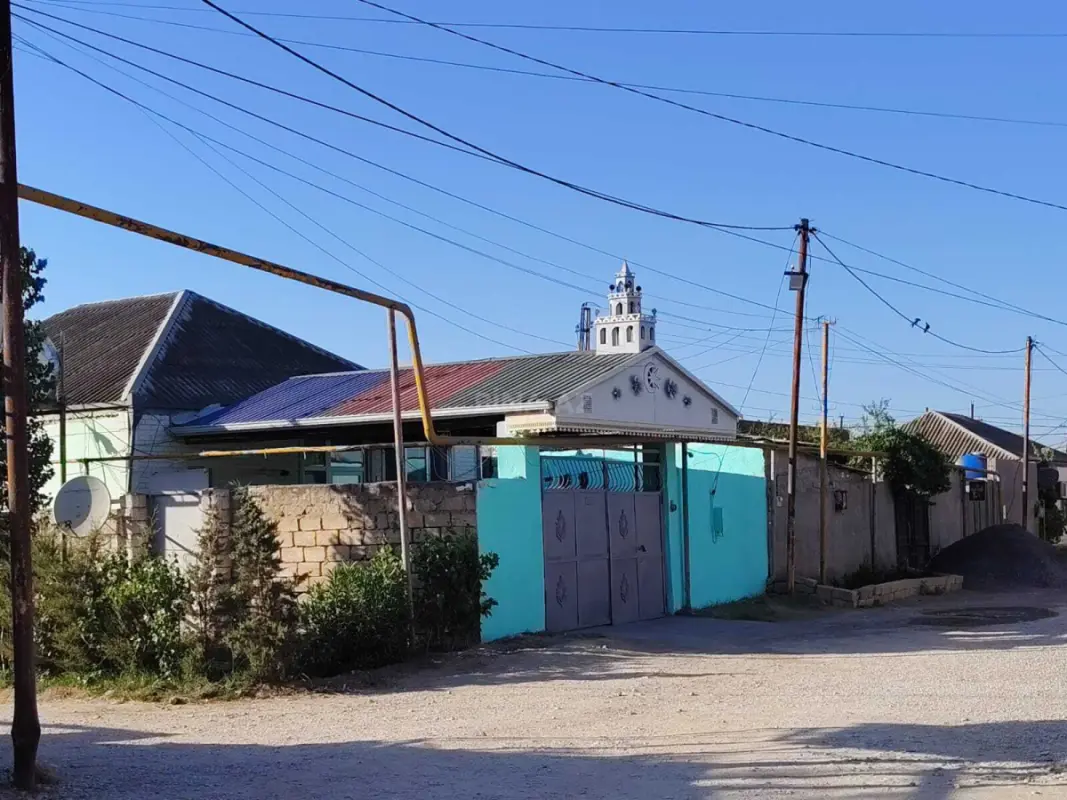 Satılır 3 otaqlı həyət evi 100 m²