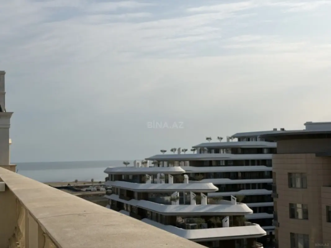Satılır 3 otaqlı mənzil 108 m²
