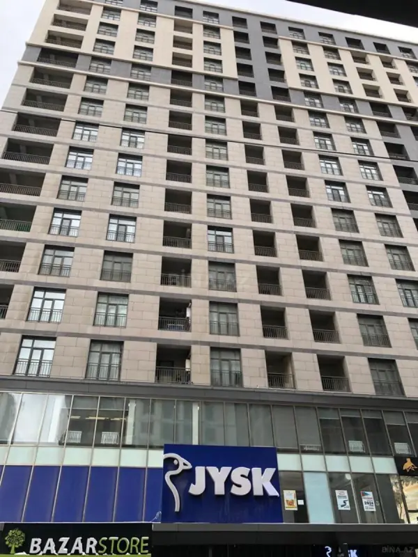 Satılır obyekt 90 m²