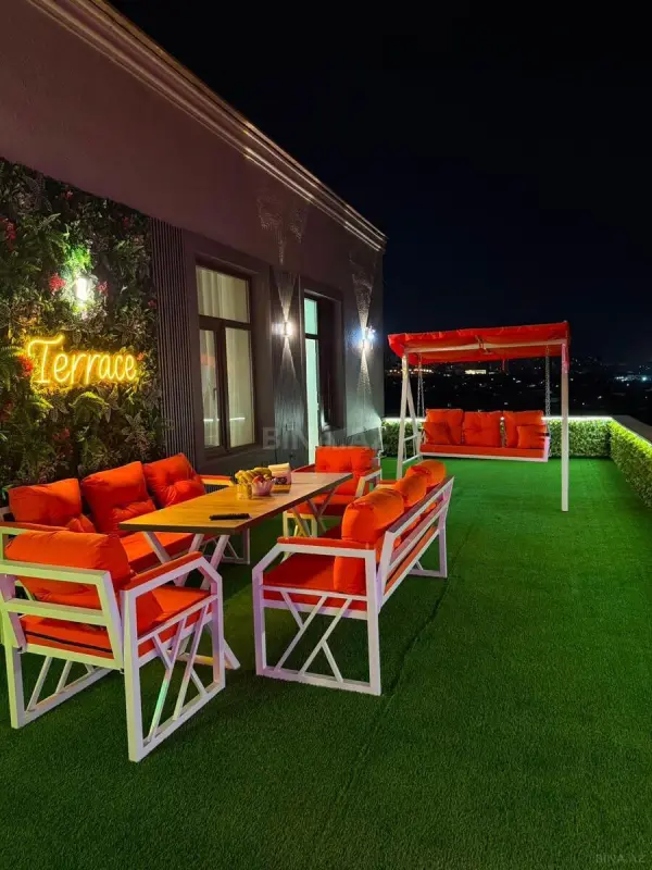 Satılır 3 otaqlı mənzil 160 m²