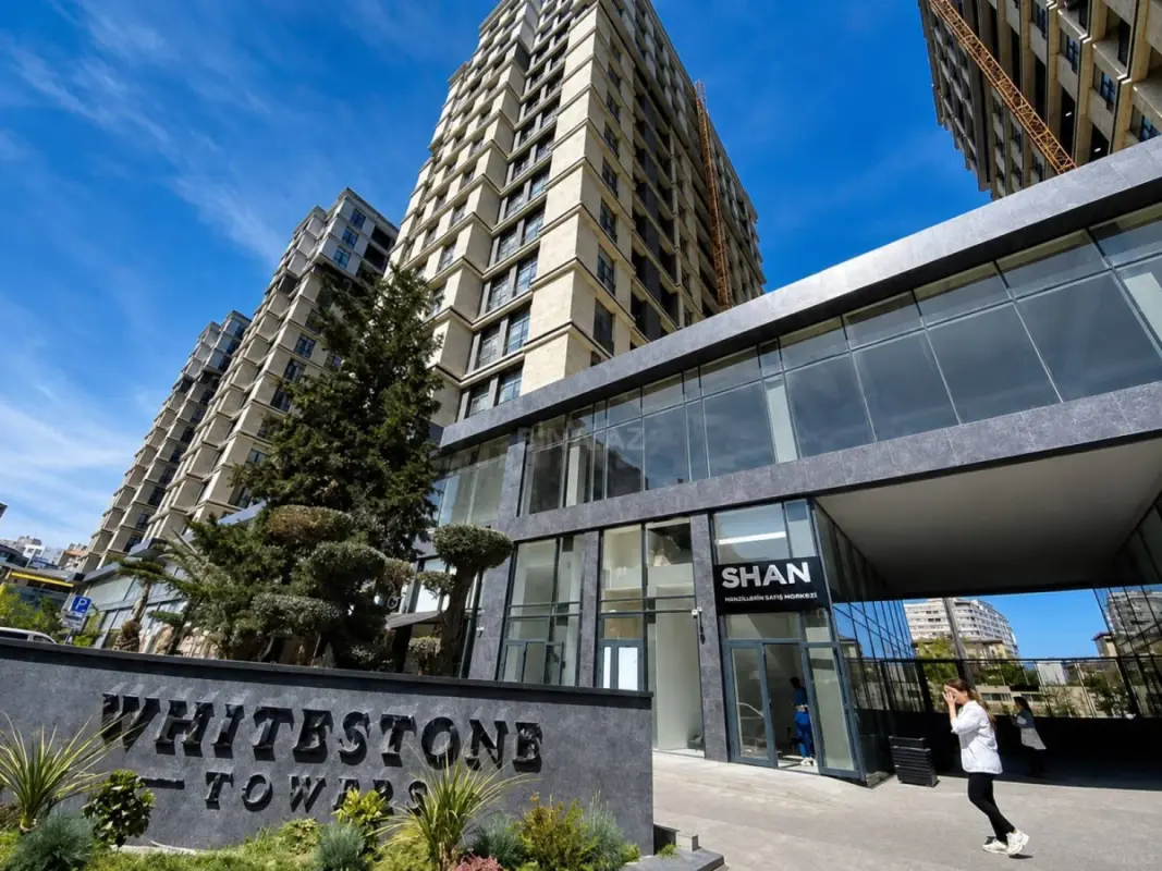 Satılır 4 otaqlı mənzil 150 m²
