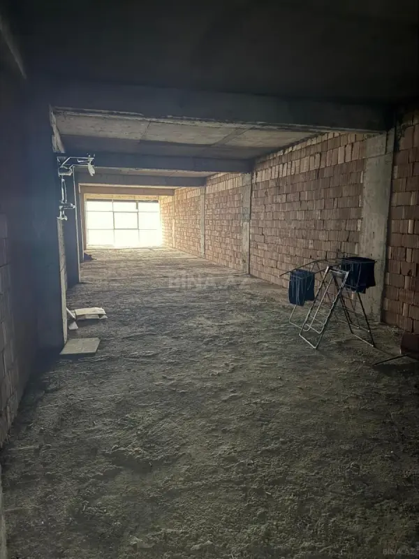 Satılır obyekt 140 m²