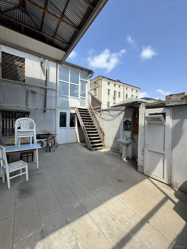 Satılır 4 otaqlı həyət evi 210 m²