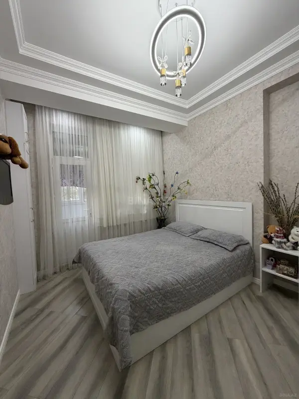Satılır 3 otaqlı mənzil 91 m²