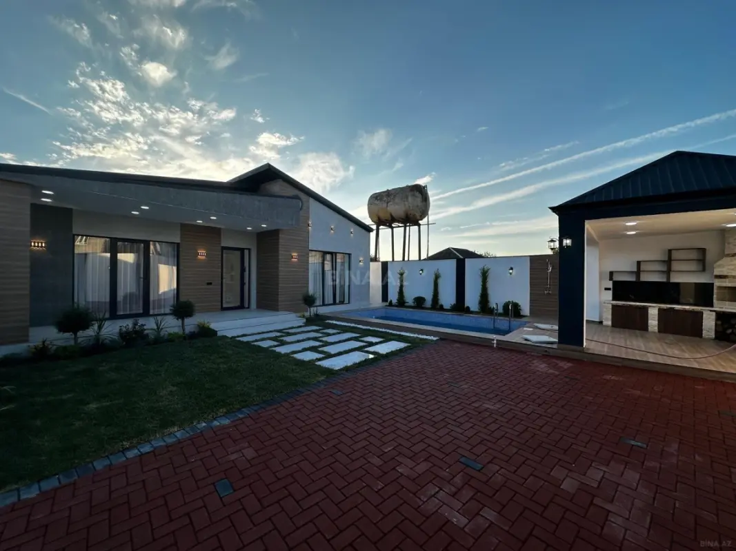 Satılır 4 otaqlı həyət evi 170 m²