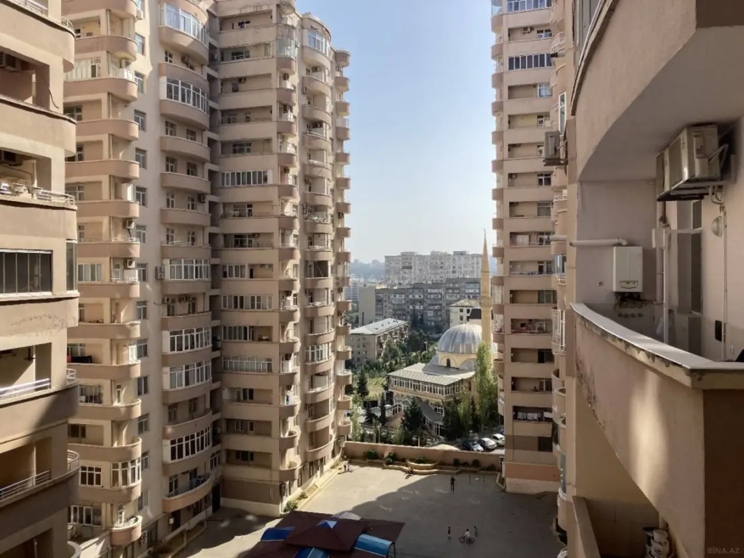 Satılır 3 otaqlı mənzil 102 m²