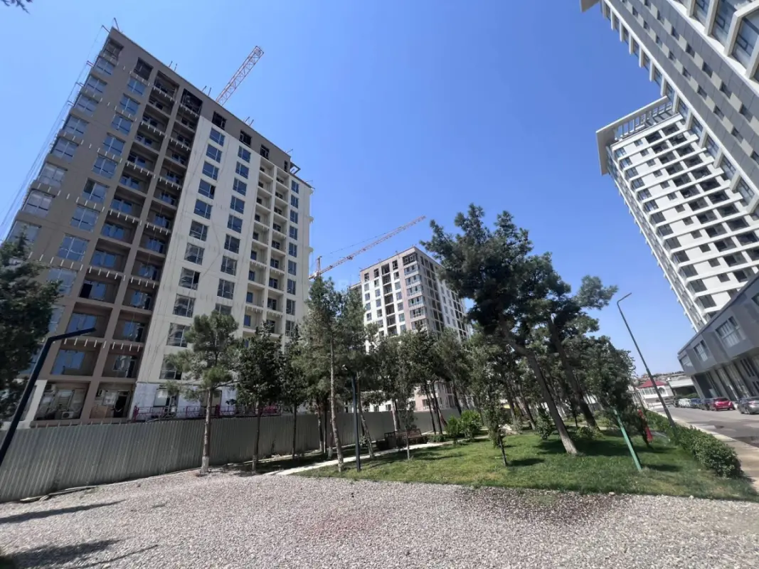 Satılır 2 otaqlı mənzil 88.8 m²
