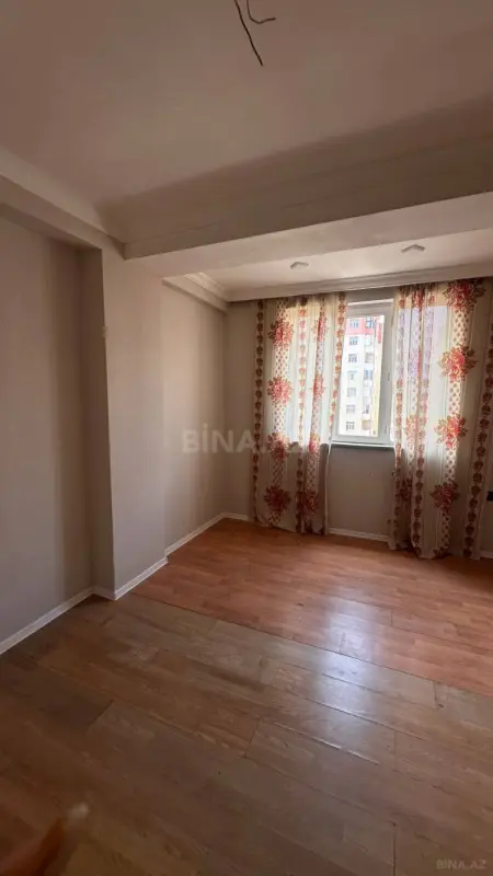 Satılır 2 otaqlı mənzil 52 m²