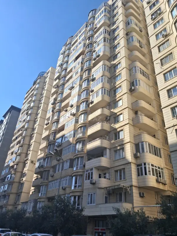 Satılır 2 otaqlı mənzil 75 m²