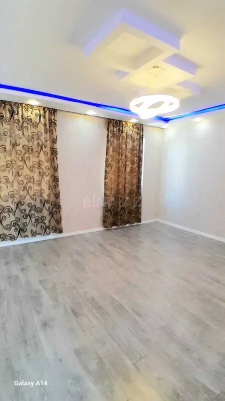 Satılır 5 otaqlı həyət evi 150 m²