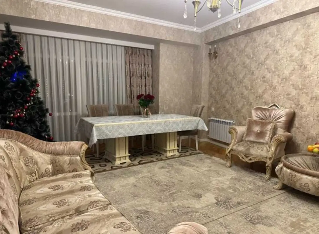 Kirayə verilir 3 otaqlı mənzil 110 m²