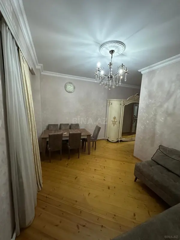 Satılır 2 otaqlı mənzil 65 m²