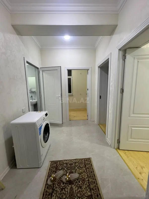 Kirayə verilir 2 otaqlı mənzil 63 m²