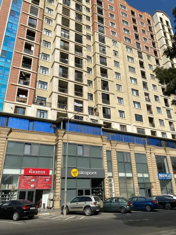 Satılır 3 otaqlı mənzil 87 m²