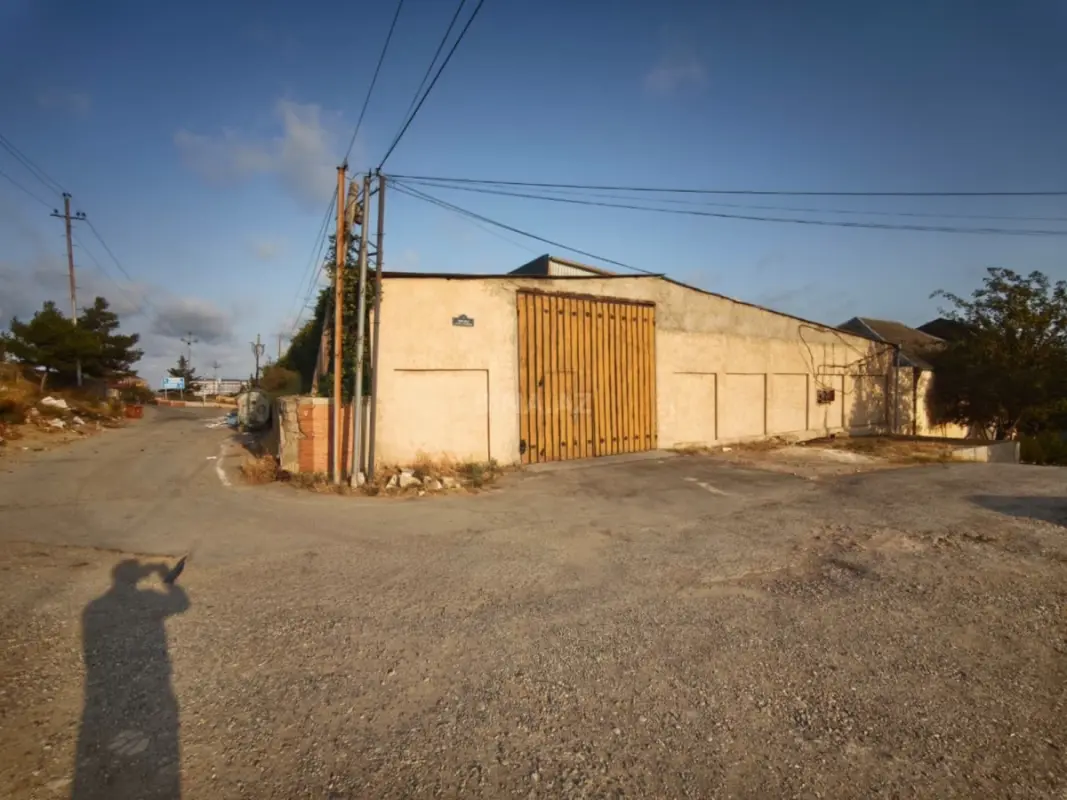 Kirayə verilir obyekt 750 m²