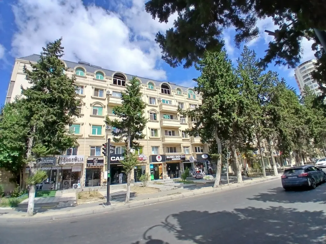 Satılır 3 otaqlı mənzil 80 m²