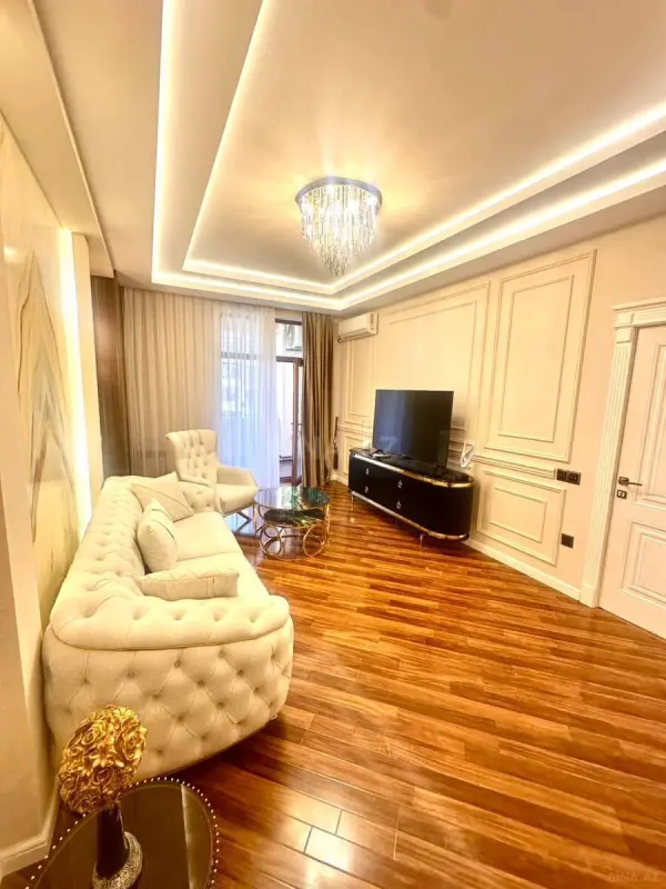 Satılır 2 otaqlı mənzil 61 m²