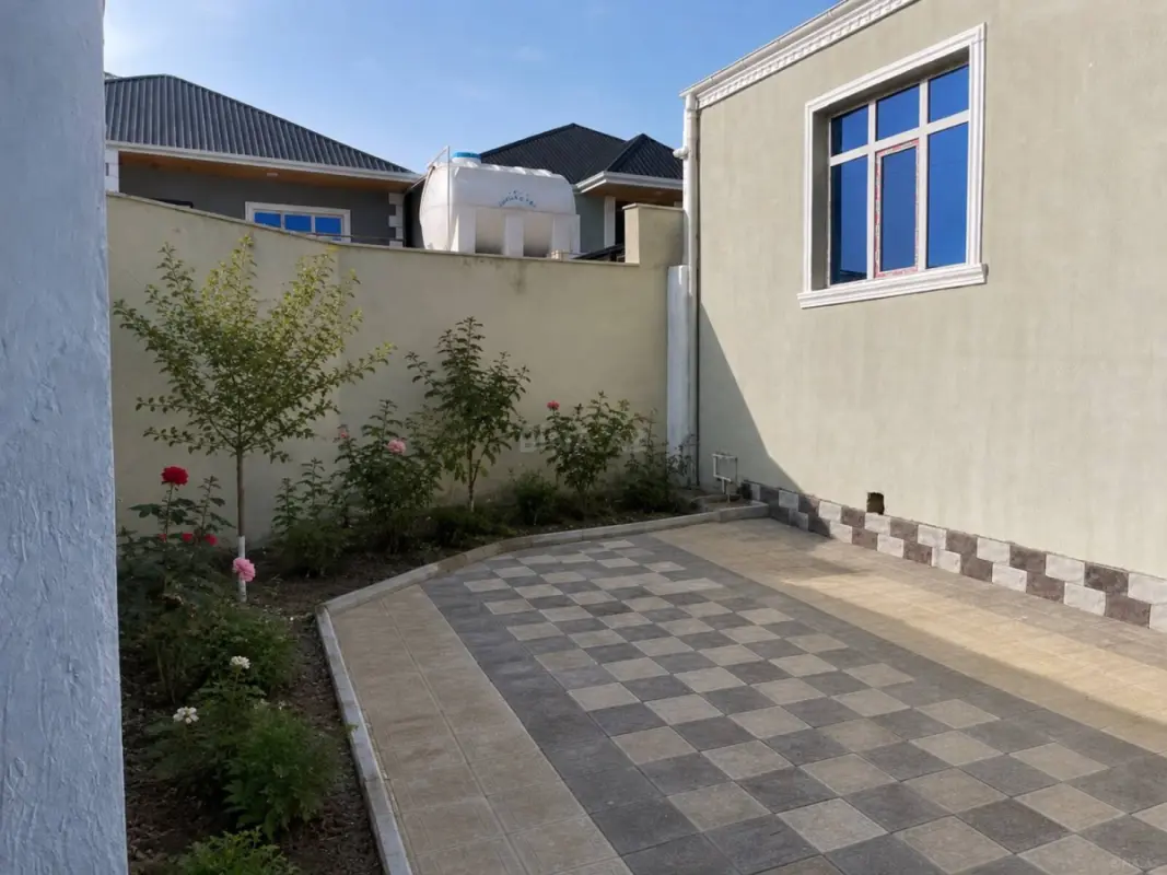Satılır 4 otaqlı həyət evi 110 m²