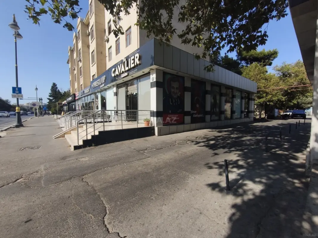 Kirayə verilir obyekt 250 m²