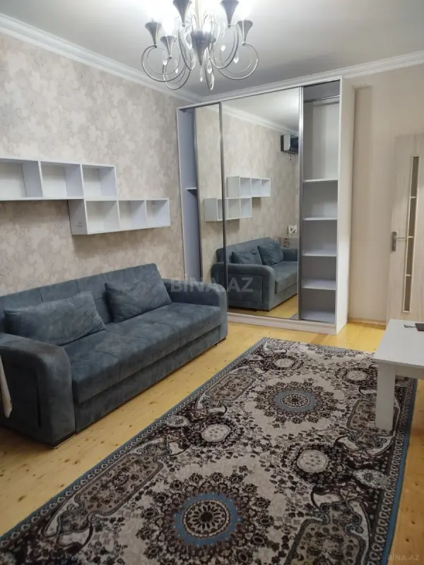 Kirayə verilir 2 otaqlı mənzil 45 m²