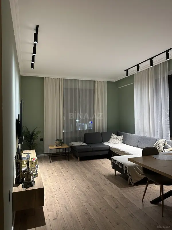 Kirayə verilir 3 otaqlı mənzil 100 m²