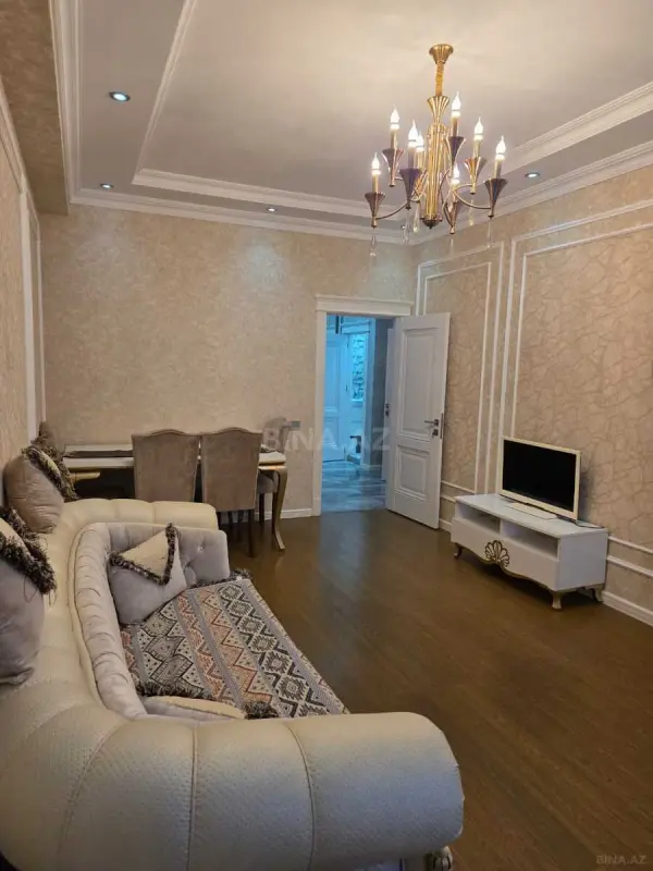 Kirayə verilir 2 otaqlı mənzil 70 m²