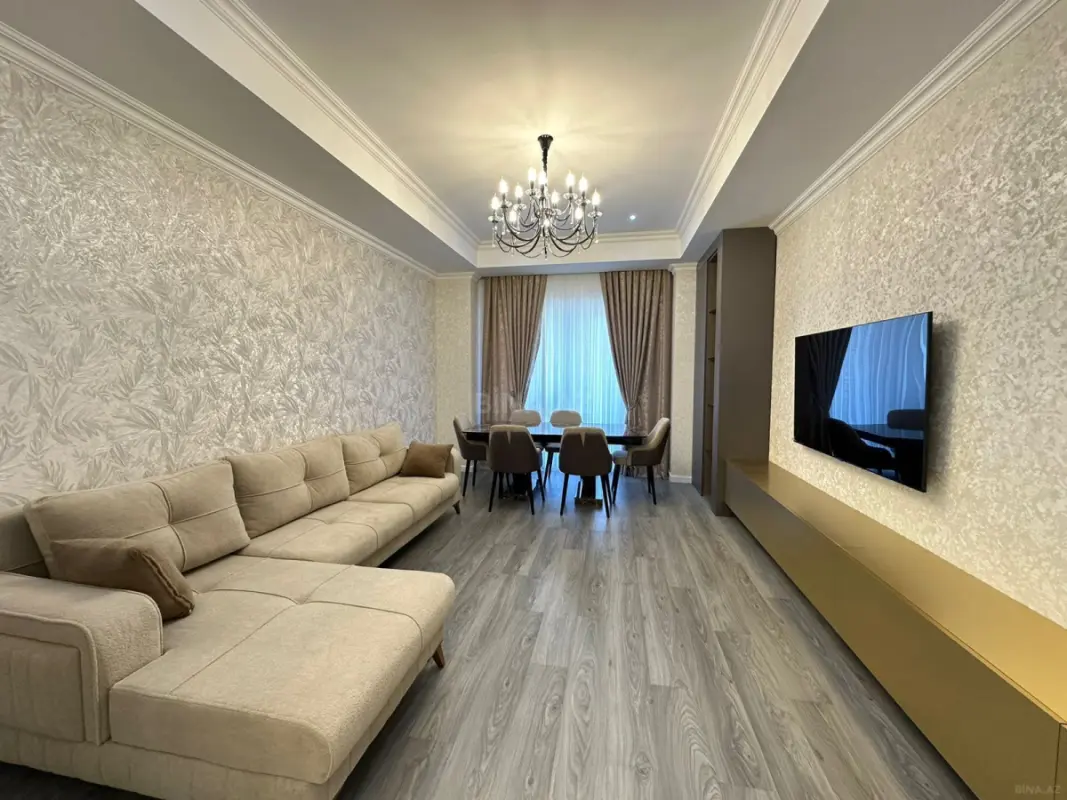 Kirayə verilir 4 otaqlı mənzil 160 m²