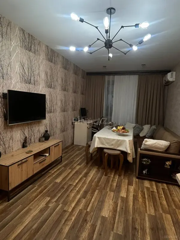 Satılır 2 otaqlı mənzil 52 m²
