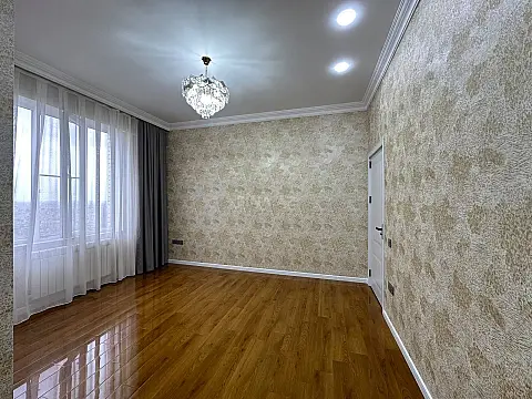 Satılır 3 otaqlı mənzil 85 m² — Bakı, Memar Əcəmi yanı 3 otaq 85.00 m²