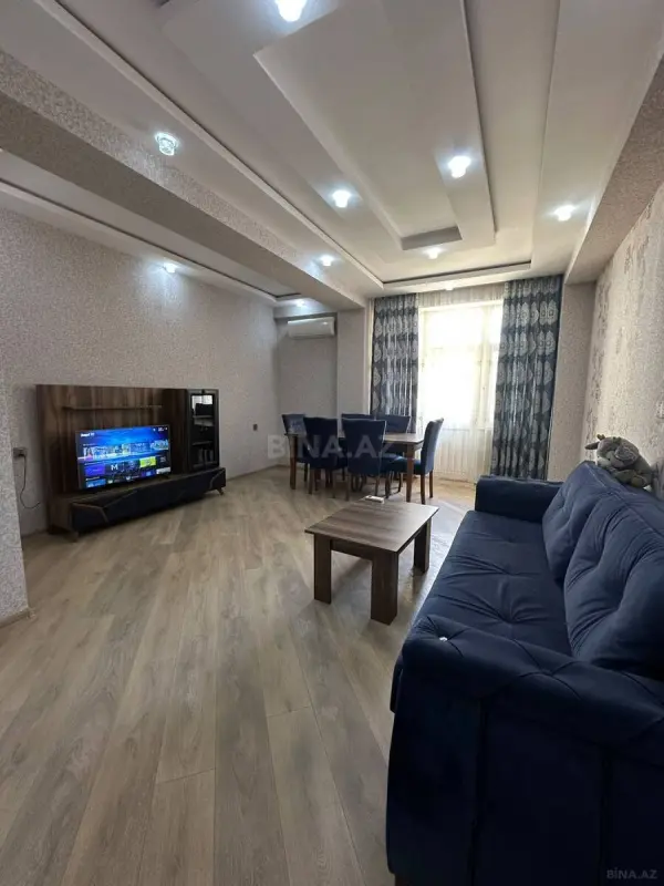 Kirayə verilir 2 otaqlı mənzil 85 m²