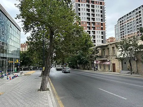 Kirayə verilir obyekt 110 m² — Bakı 110.00 m²