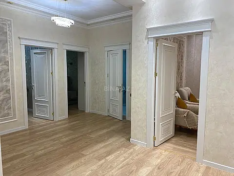 Satılır 4 otaqlı mənzil 128 m² — Bakı, İnşaatçılar 4 otaq 128.00 m²