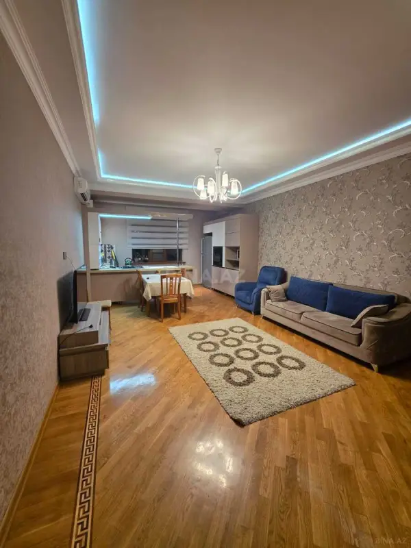 Satılır 3 otaqlı mənzil 110 m²