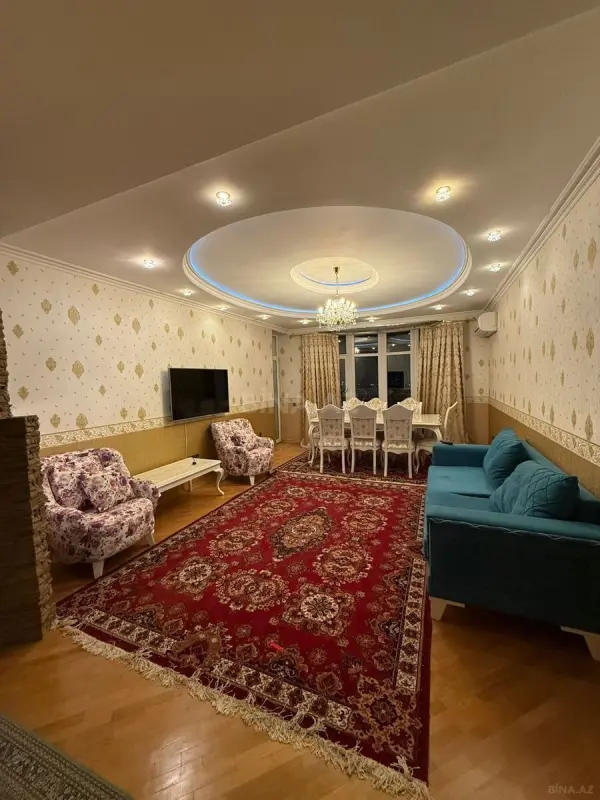 Satılır 3 otaqlı mənzil 125 m²