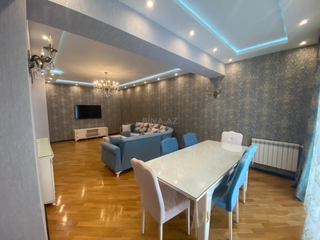 Kirayə verilir 2 otaqlı mənzil 100 m²