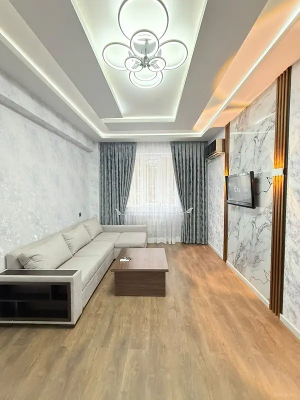 Satılır 2 otaqlı mənzil 45 m²