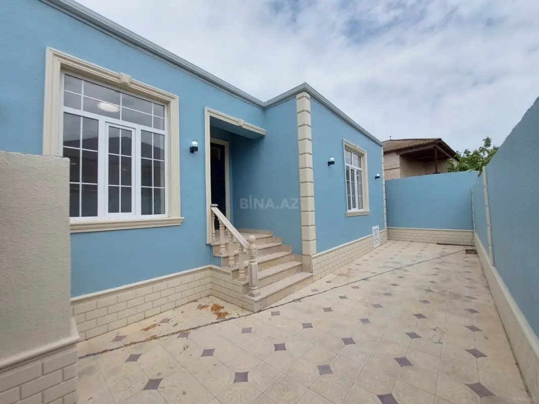 Satılır 4 otaqlı həyət evi 100 m²