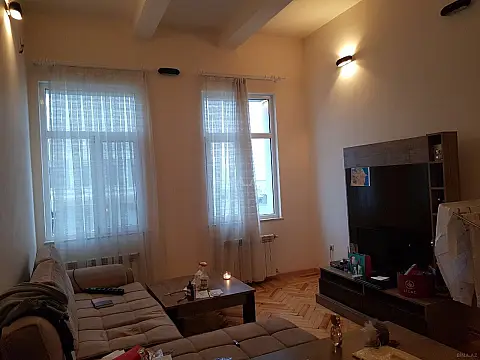 Kirayə verilir 2 otaqlı mənzil 60 m² — Bakı, Sahil qəs. 2 otaq 60.00 m²