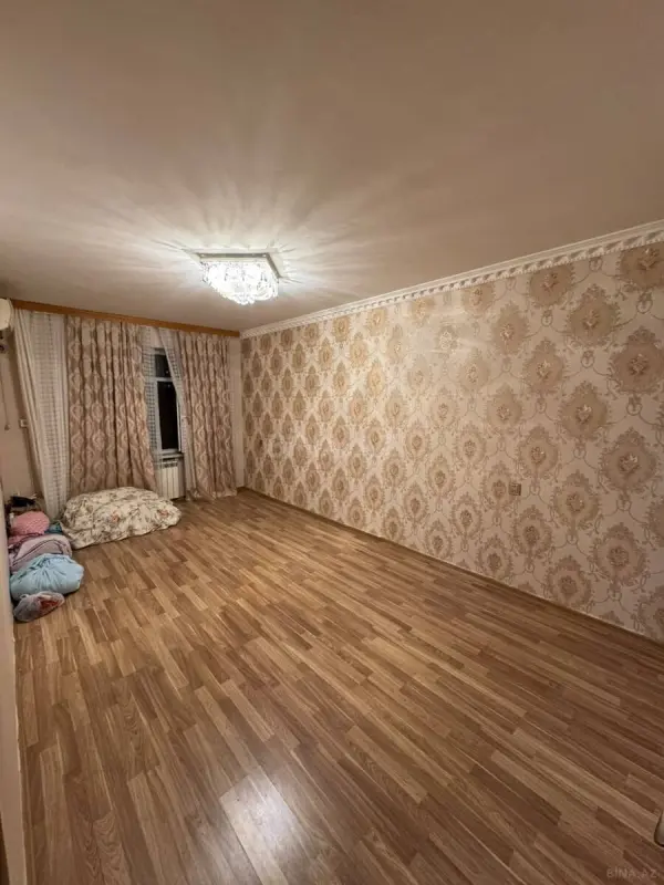 Satılır 2 otaqlı mənzil 60 m²