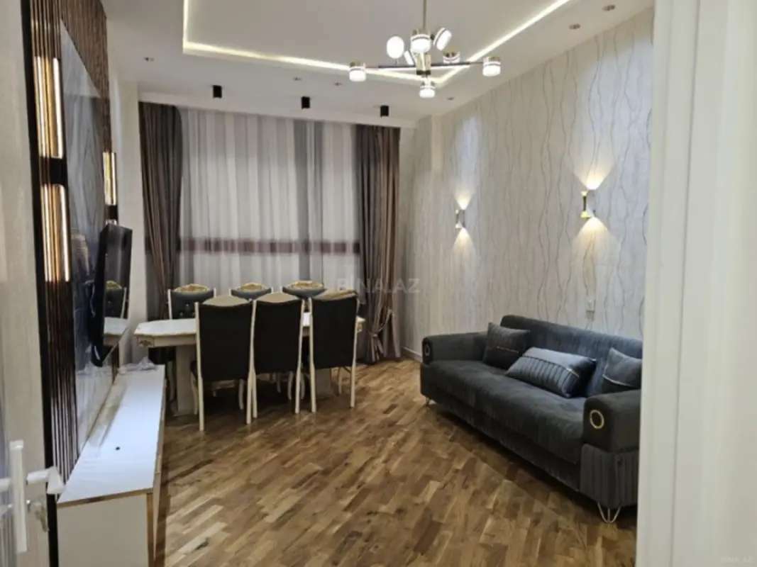 Satılır 2 otaqlı mənzil 70 m²